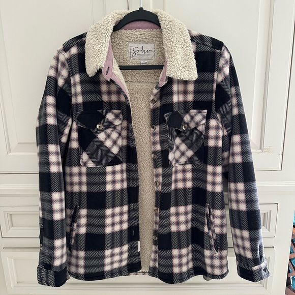 Soho Threads Cream Sherpa Jacket s/p - Picture 3 of 6